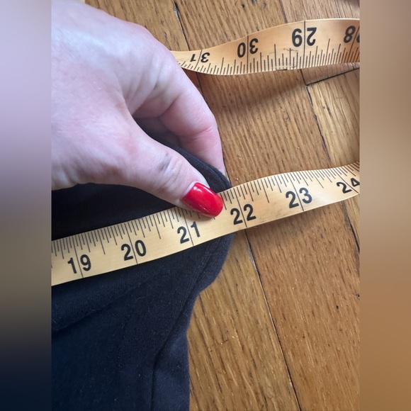 80s Vintage Black Long Sleeve Dress with Black and White Striped Sleeves - Picture 11 of 12